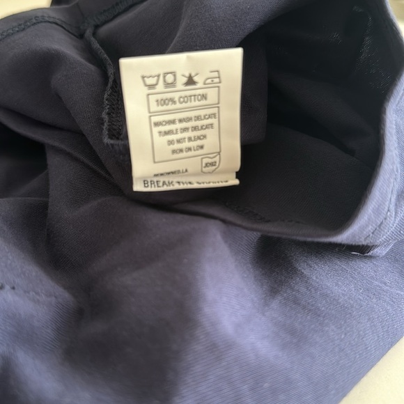 Renowned T-shirt Navy/ Wht  L NWT - Picture 6 of 6